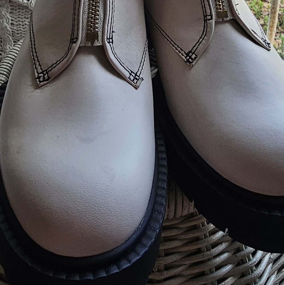 COACH Liza Chunky Ankle Bootie Leather Boots Ivory Sz 7.5 B